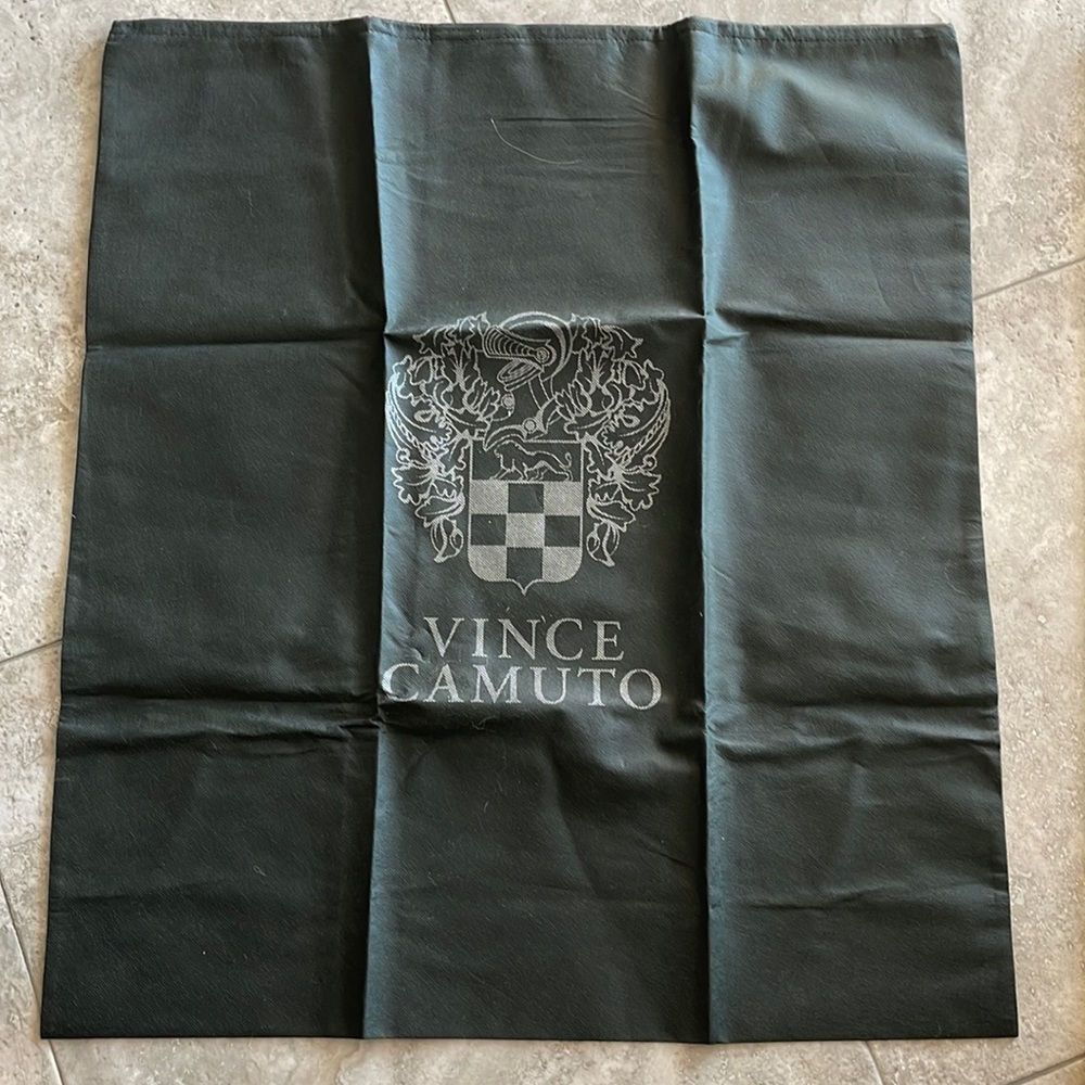 Vince Camuto dust bag 25 x 28